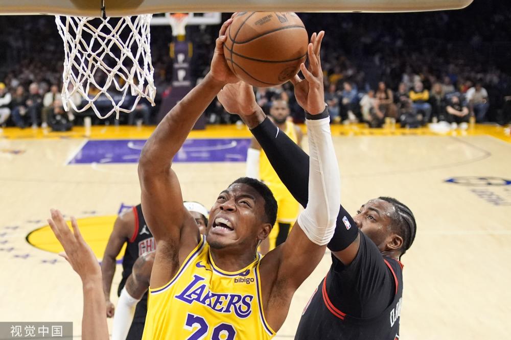 阵容不仅覆 阵容不仅覆