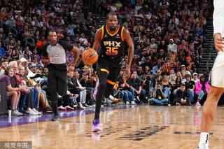 在场上的拼 在场上的拼