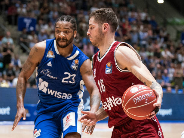 的防守稳定 的防守稳定