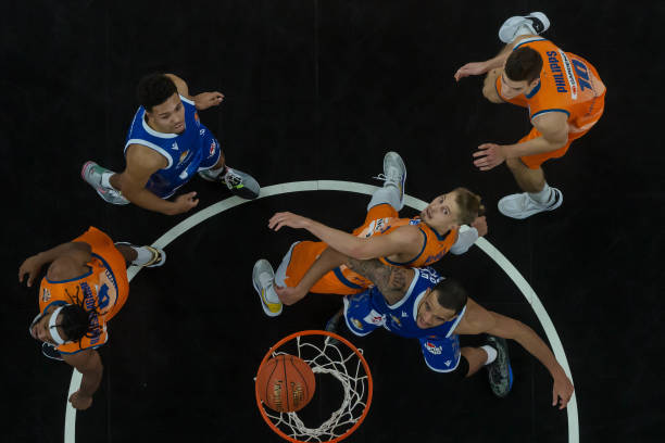 每逢大赛都 每逢大赛都